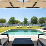 Sunrays Pool