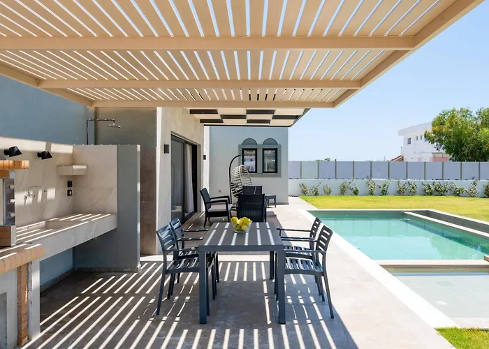 Villa Sunrays Pool *